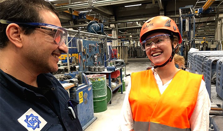 Karim El Amine, Suzuki Garphyttan, och Yvette Molander, student vid Örebro universitet.