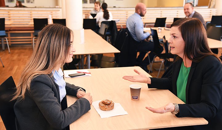 Studenten Mamz Shuker och mentorn Camilla Larsson, eftermarknadschef på Emba Machinery, fann varandra direkt. 