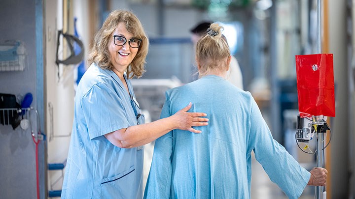 Rose-Marie Wilnerzon Thörn med patient
