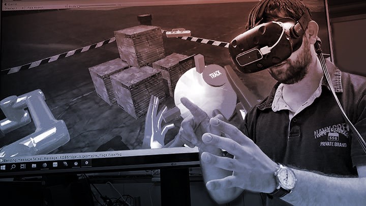 Forskare med VR-glasögon.