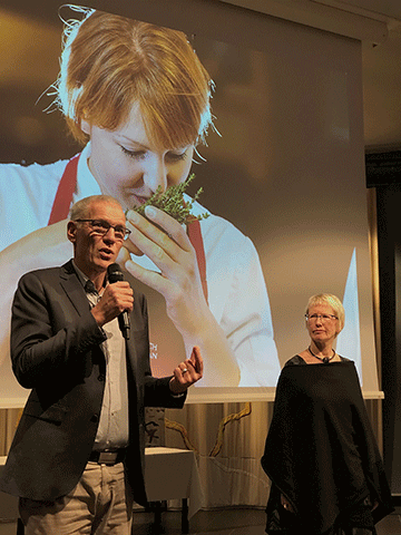 Hans Åhnberg, kommunchef i Hällefors kommun och Annika Göran Rodell.
