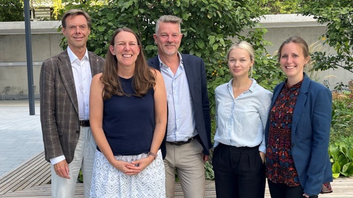 Bildtext: Projektet startade med ett möte i Österrike i september 2026. Robert Brummer, Ashley Hutchinson, Johnny Karlsson, Pernilla Andersson och Julia Rode var på plats.