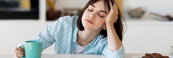 Kvinna med kaffekopp