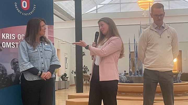 Elin Gert, biträdande chef Örebro stadsmission och Johanna Löfman och Johan Lindgren från MSB
