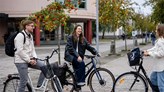 Studenter på campus