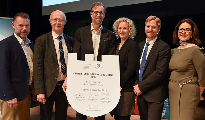 Andreas Svahn, Region Örebro län, Johan Schürer, rektor, Frans Prenkert, forskningledare för CSB, Lina Moritz, Closer, Jakob Kiefer, ABB och Torborg Chetkovic, Capman.