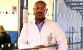 Berhane Asfaw Idosa, biomedicinforskare vid Örebro universitet. 