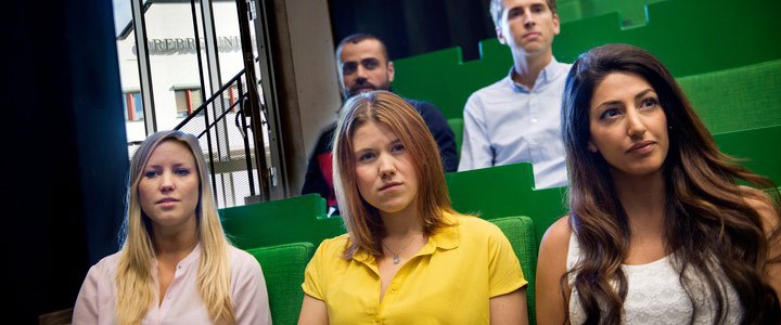 Studenter i en aula.