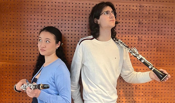 Två studenter med klarinett