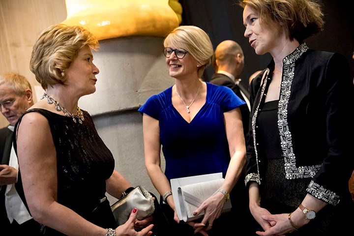 Landshövding Maria Larsson, Elisabeth Svantesson och Olivia Wigzell