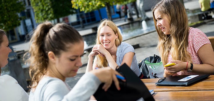 Students in Public planning for sustaiable development