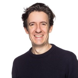Dr. Daniel Hausknost