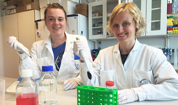 Women in a lab
