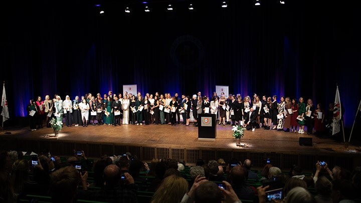 Gruppfoto sjuksköterskor. 