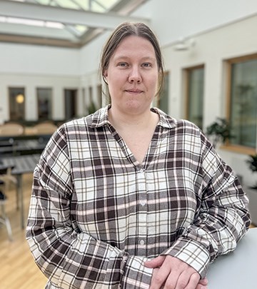 Sara Thunberg leder den svenska delen av det europeiska forskningsprojektet om digitalt våld mot kvinnor.