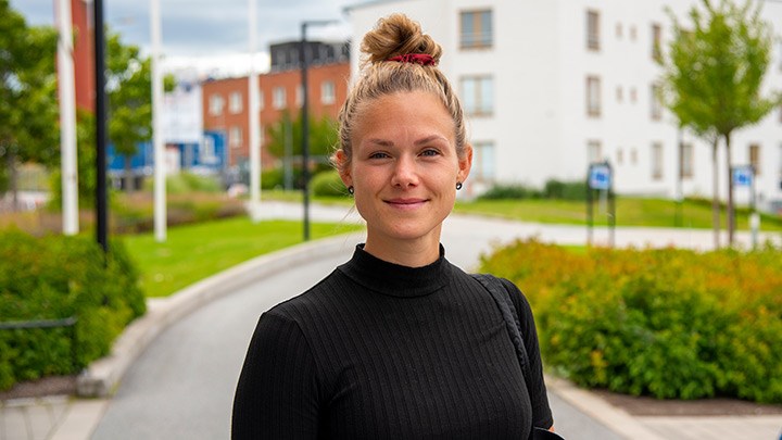 Porträtt på Sofi Oskarsson.