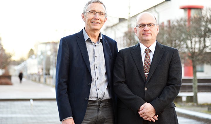 Christer Forsgren, miljöchef och teknisk chef på Stena Recycling International, och Per-Erik Olsson, professor i biologi vid Örebro universitet
