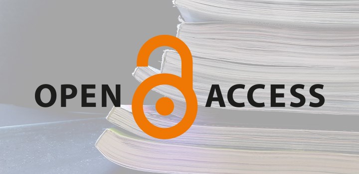 Bild på logotypen för Open access i svart och orange mot en ljust tonad bakgrud av en närbild på en hög med tidskrifter.