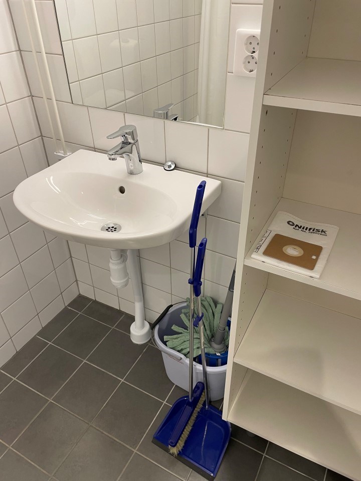 restroom.jpg