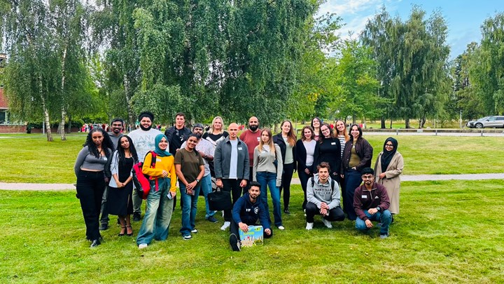 New international masters students on campus