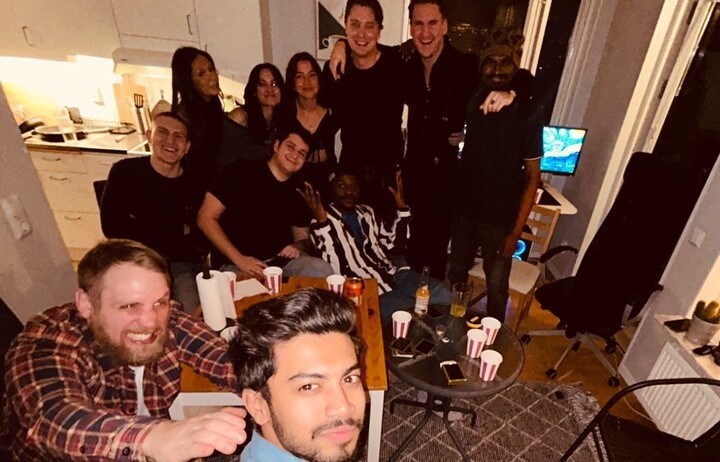 Friends Alve 720 x 405 (462).jpg