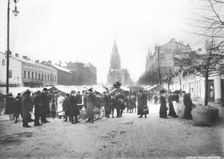 Old photography of a traditional market in Örebro