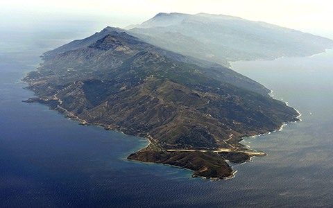 bild på ön ikaria