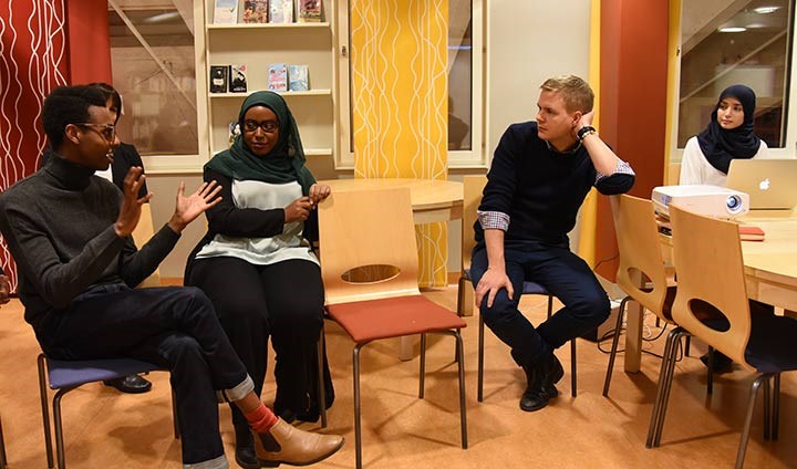 Billy Niyomwungere. Meimuna Farag, Gustav Fridolin och Rafal Mahdi.