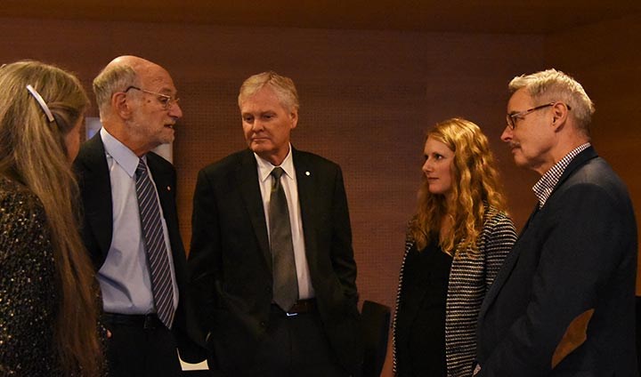 Michael Rosbash and Michael W. Young met Örebro researchers Serena Bauducco and Steven Linton.